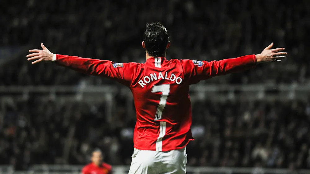 Ronaldo wearing his number 7 jersey in his first spell at Manchester UNited